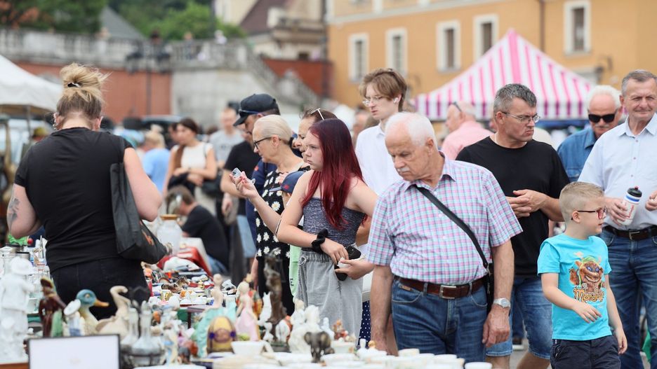 Niedzielna Giełda Staroci w Lublinie