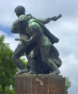 Spór o pomniki Armii Czerwonej. O rosyjskiej schizofrenii historycznej