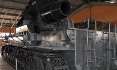 Karl - olbrzymi niemiecki moździerz ostrzeliwujący Warszawę