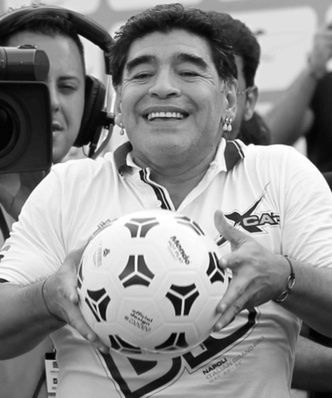 Rok temu zmarł Diego Maradona