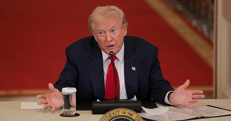 "Dla przyszłości NATO to bardzo złe". Trump ostrzega