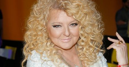 Magda Gessler na jesiennej konferencji TVN 2016. Do wyjątkowej sukienki dobrała... Co za buty!