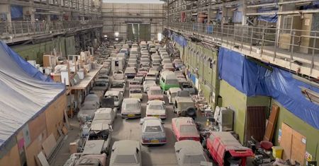175 zakurzonych klasyków w londyńskim magazynie. Niebawem trafią na aukcję