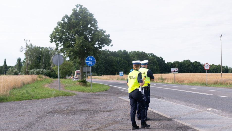 Kontrole drogowe mają zwiększyć bezpieczeństwo na drogach.