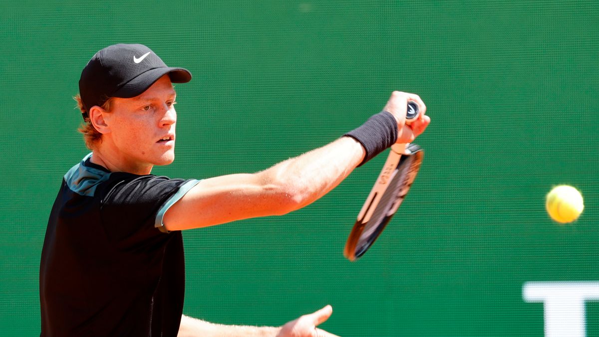 PAP/EPA / Sebastien Nogier / Na zdjęciu: Jannik Sinner