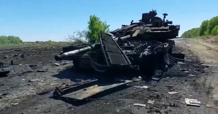 Kolejna pancerna duma Putina poszła z dymem. Jest nią czołg T-90M
