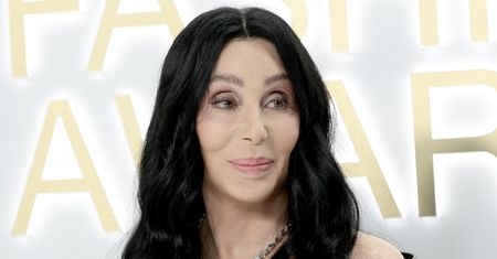 Cher nie daje o sobie zapomnieć. Na galę założyła skórzany strój i kabaretki