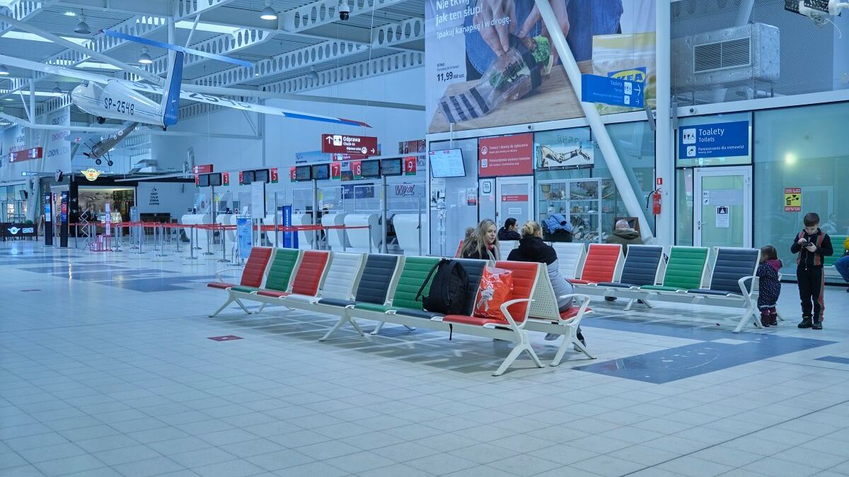 Hala przylotów w Porcie Lotniczym Lublin