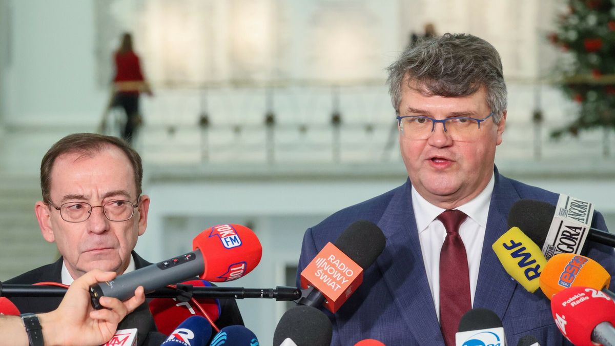 Mariusz Kamiński (z lewej) i Maciej Wąsik (z prawej)