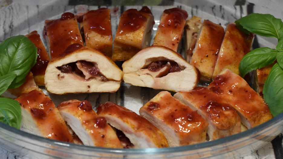 Pieczony filet z żurawiną