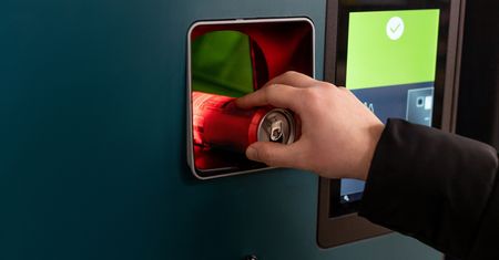 Nowe puszki pojawiają się w Polsce. Tak omijają system kaucyjny