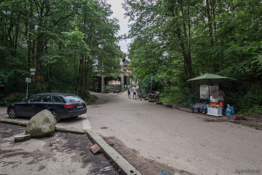 Niedokończony zamek na Kaszubach. Jaką tajemnicę kryją Łapalice? 9