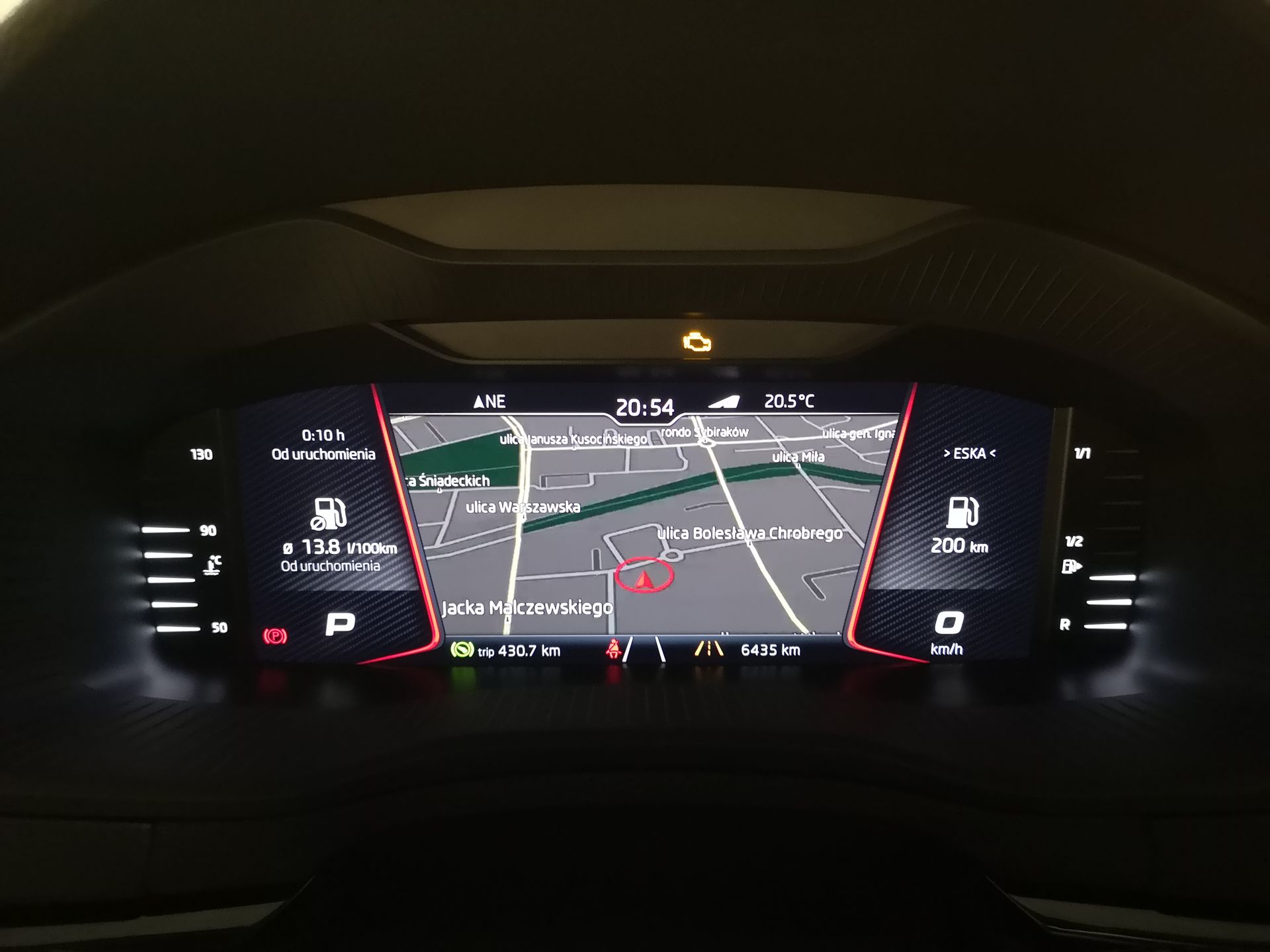 Skoda Karoq: Adaptacyjne zawieszenie, audio Canton i (prawie) zdalny dostęp do auta 5