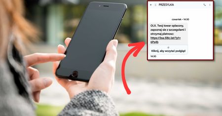 Wiadomość SMS. Zwróć uwagę na komunikat o przesyłce
