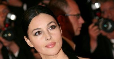 Mucha robi się na Monicę Bellucci?!