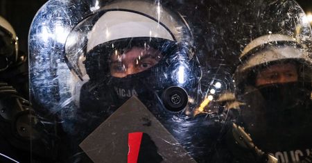 Nawet 30 tys. zł kary. Rząd PiS kręci bat na protesty społeczne
