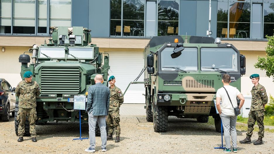 W Bydgoszczy rozpoczęły się międzynarodowe targi LOGIS MIL 2025