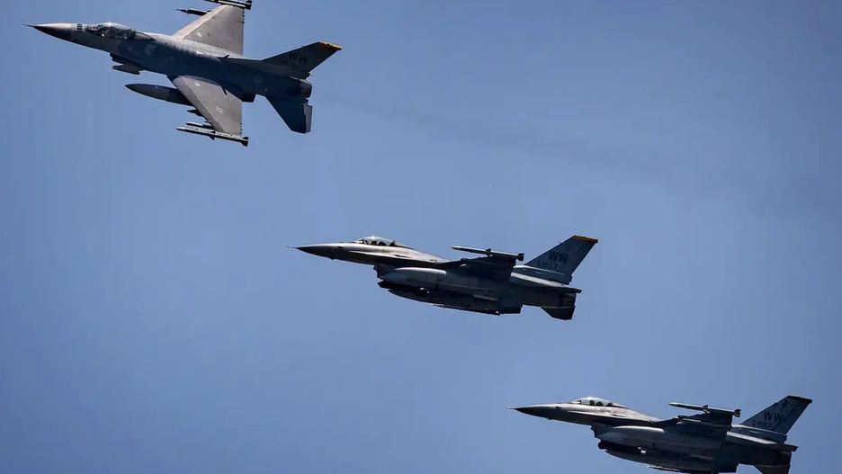F-16 podczas ćwiczeń