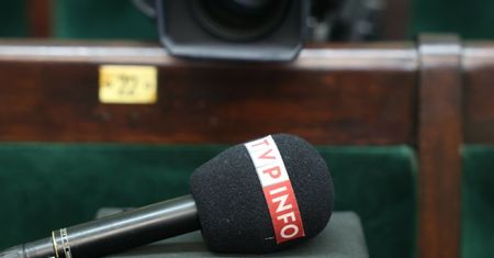 Znana prezenterka Polsatu WRACA do TVP! Wiadomo, jak zareagowała, gdy poproszono ją o komentarz