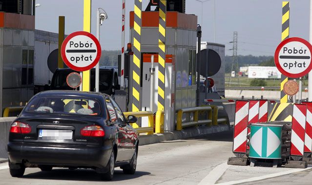 Na bramkach autostrad GDDKIA osobne pasy dla pojazdów z viaAUTO