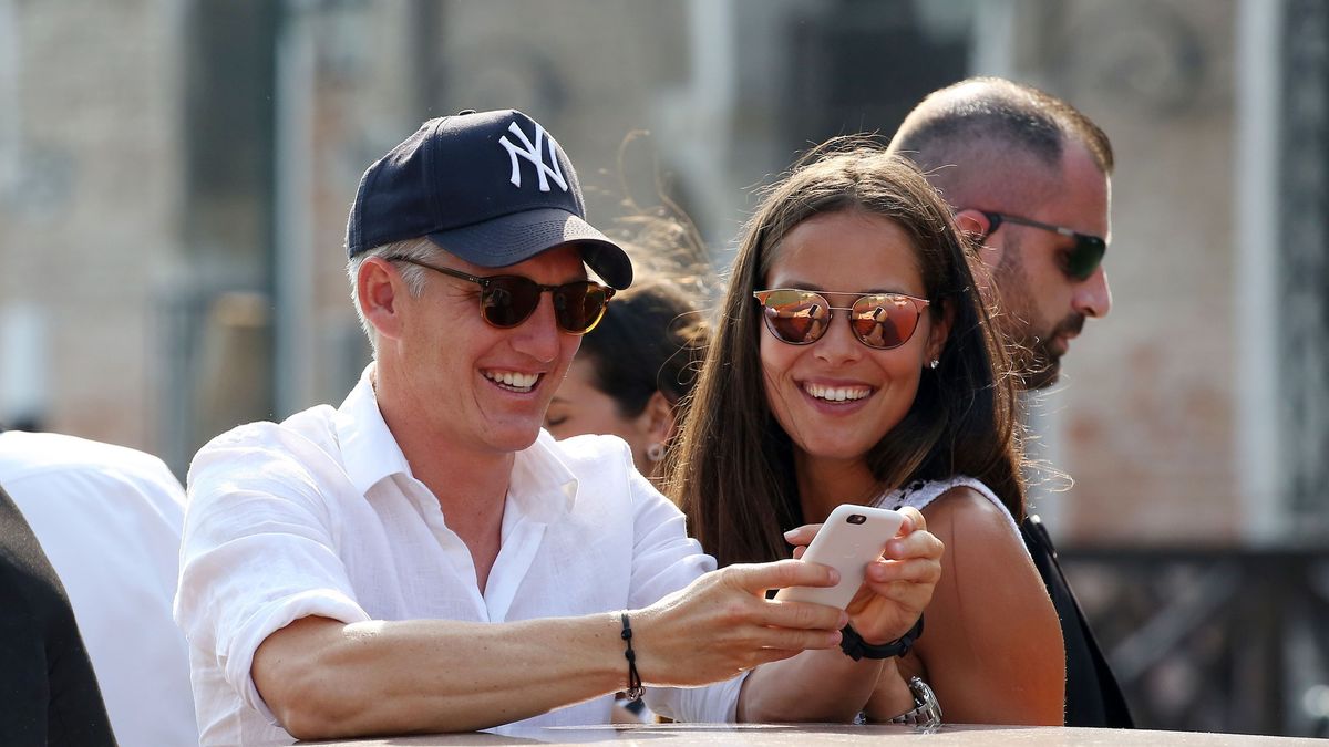 Zdjęcie okładkowe artykułu: East News / Splash News / Na zdjęciu: Bastian Schweinsteiger i Ana Ivanović w Wenecji