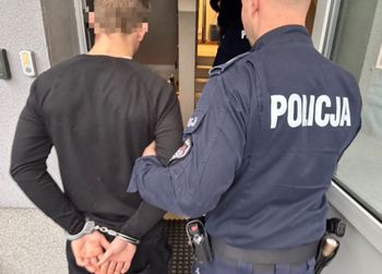 Lubelskie: 14‑latek z 18‑latkiem pobili i okradli znajomego