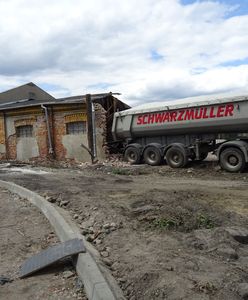 Warszawa. Szkody trzeba naprawić. Uczelnia odbuduje zniszczony zabytek