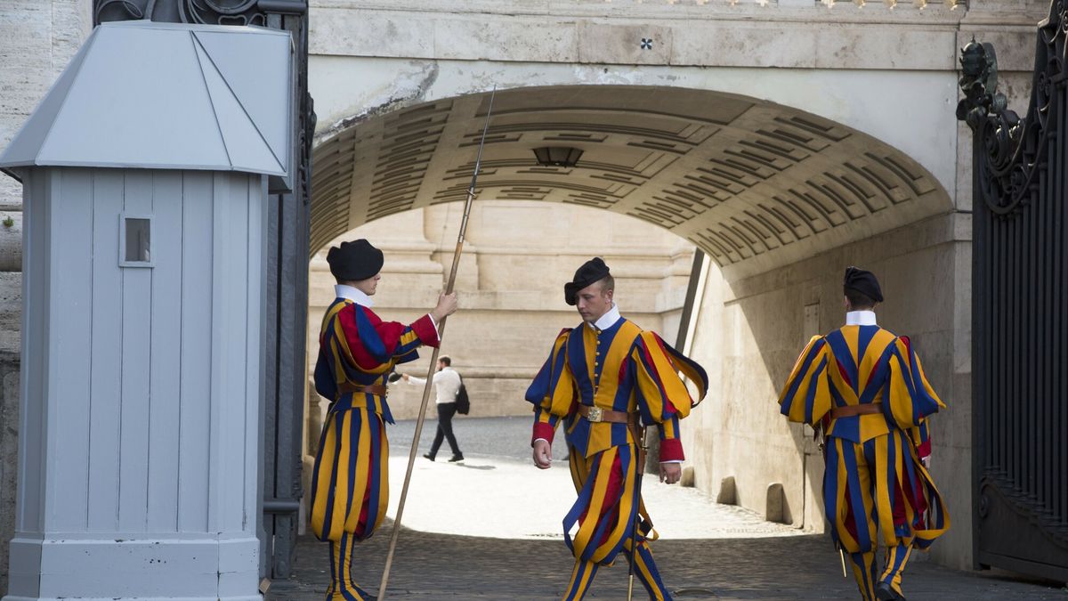 Reporter baza 2020-06-b
23.08.2018 Rzym  N/z Watykan plac Swietego Piotra ,  Bazylika Swietego Piotra fot. Marek Maliszewski/REPORTER
Marek Maliszewski/REPORTER