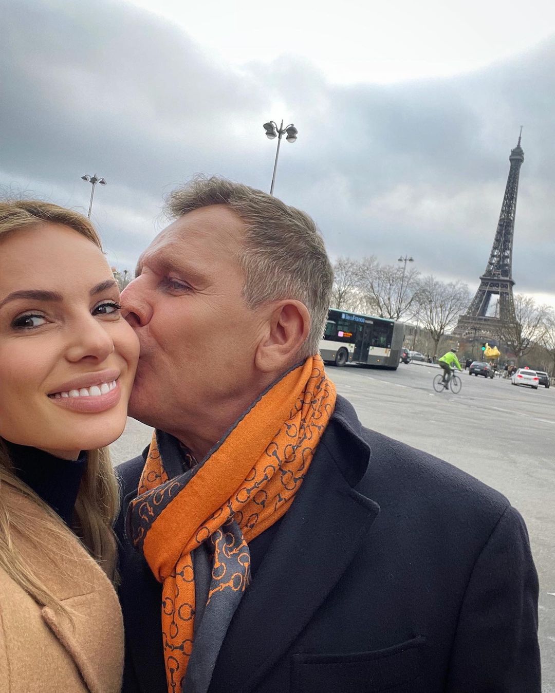 Izabela Janachowska z mężem w Paryżu