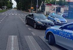 Dramat na pasach. Wjechał BMW w kobietę z dzieckiem