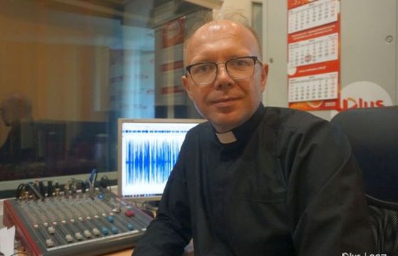 Ks. Jacek Wieczorek po 20 latach przestaje kierować Radiem Plus Radom. "Biskup podjął taką decyzję"