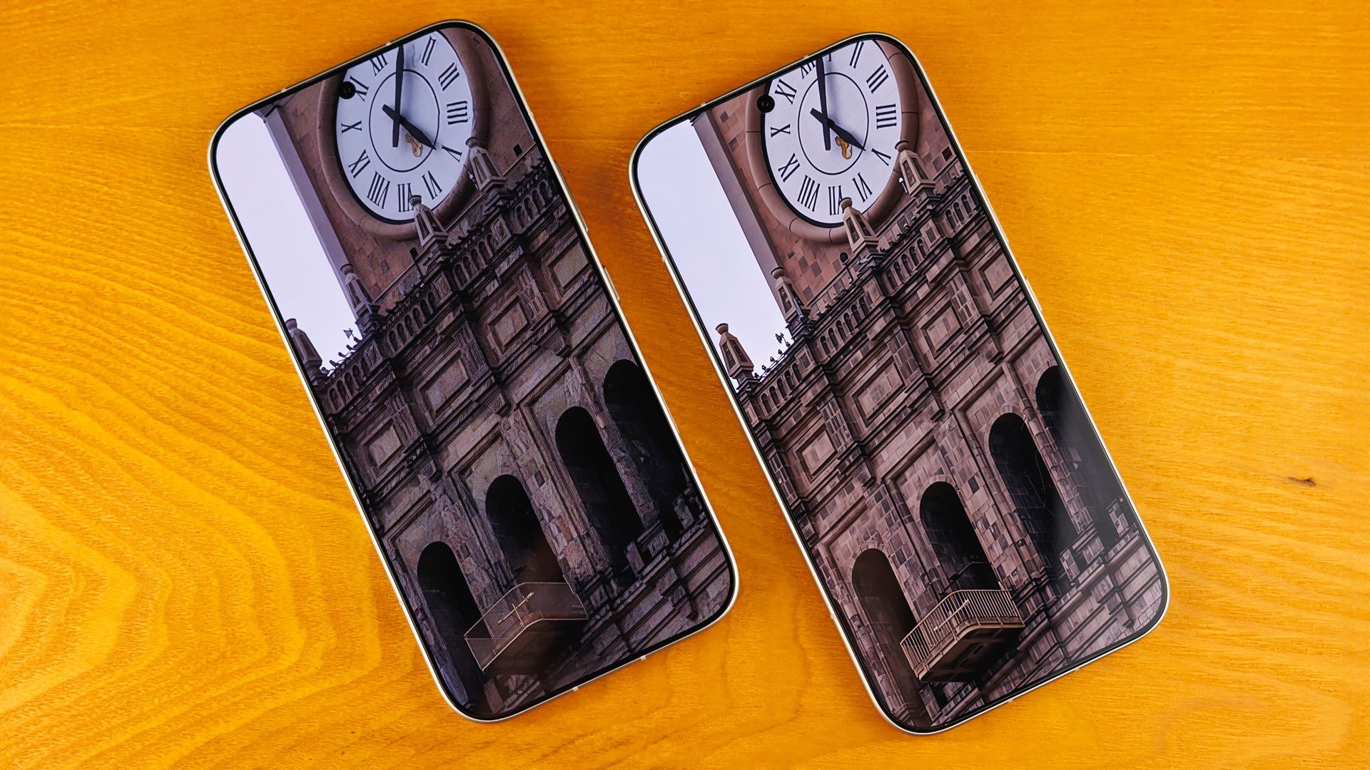 Zdjęcia z wykorzystaniem AI, HONOR 600 Pro po prawej.