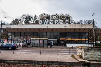 Gdańsk: Inwestor wycofał wniosek o rozbiórkę dworca PKS