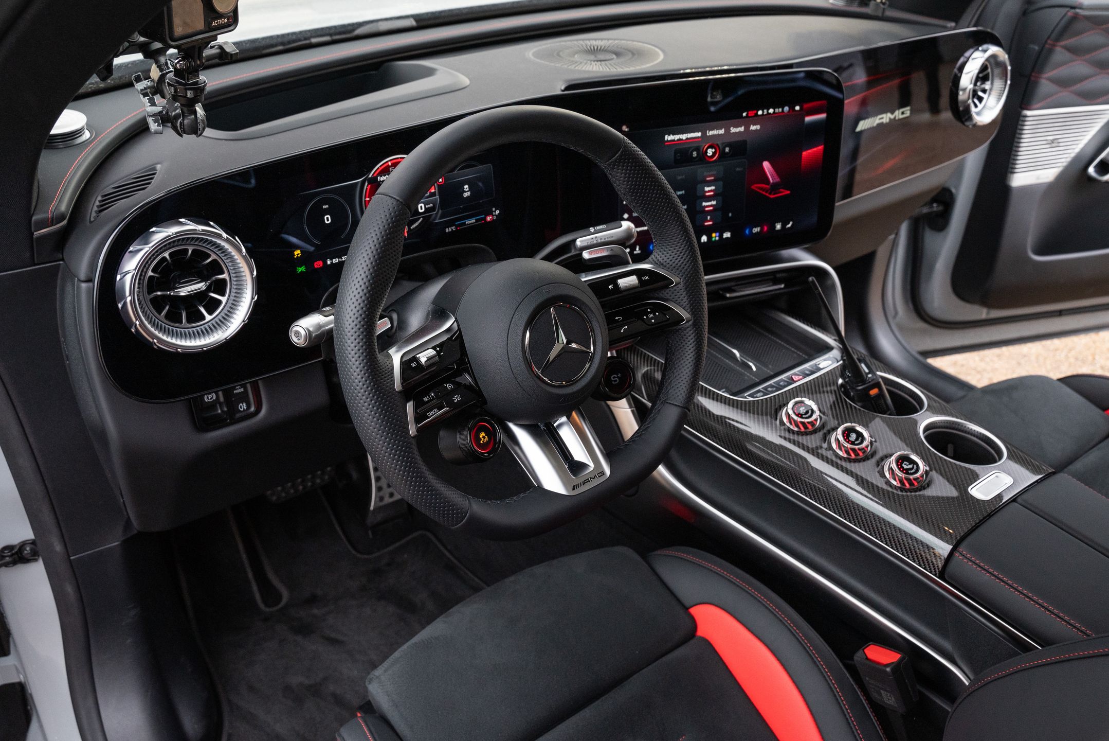 Mercedes-AMG GT SUV (2026)