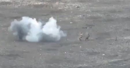 Druga armia świata. Rosjanie z dronem walczą łopatą i kijem