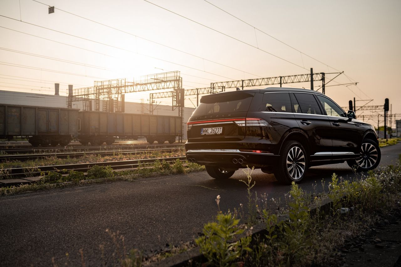 Lincoln Aviator Black Label Grand Touring