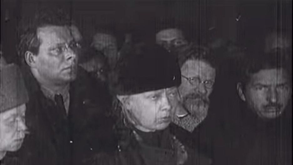 Krupska na pogrzebie Lenina