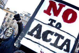 ACTA: Ministrowie krytykują tłumaczenie