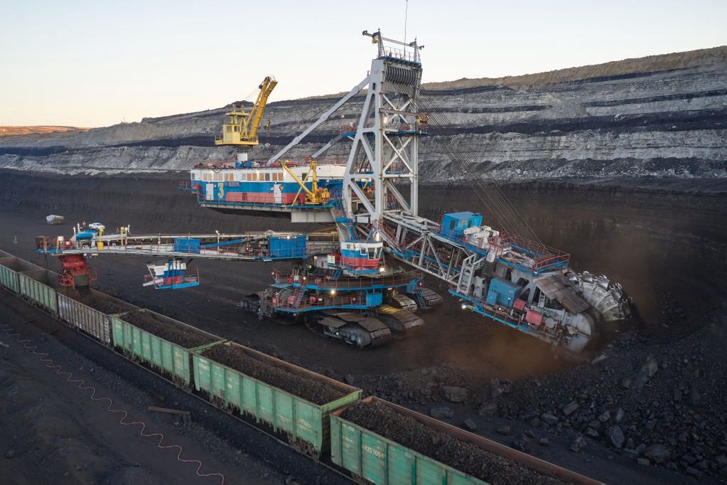 The Russian coal industry is entering its worst crisis in 30 years, experts believe.