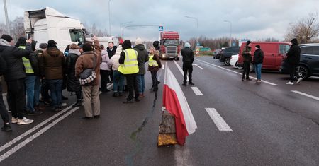 Zamieszanie na granicy. "Decyzja o rozwiązaniu protestu"