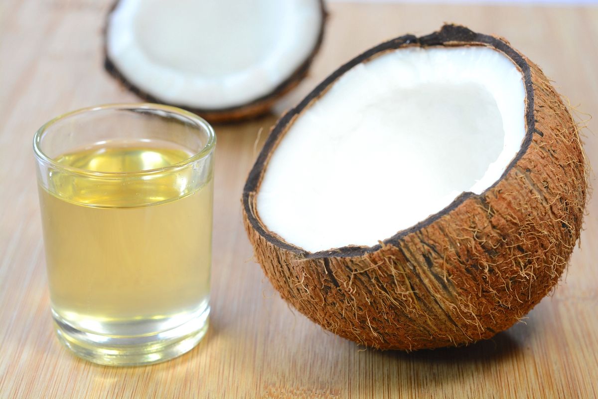 Ocet kokosowy – właściwości i zastosowanie w kuchni