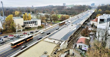 Dynamika produkcji budowlano-montażowej wzrosła. "Efekt ciepłego października"