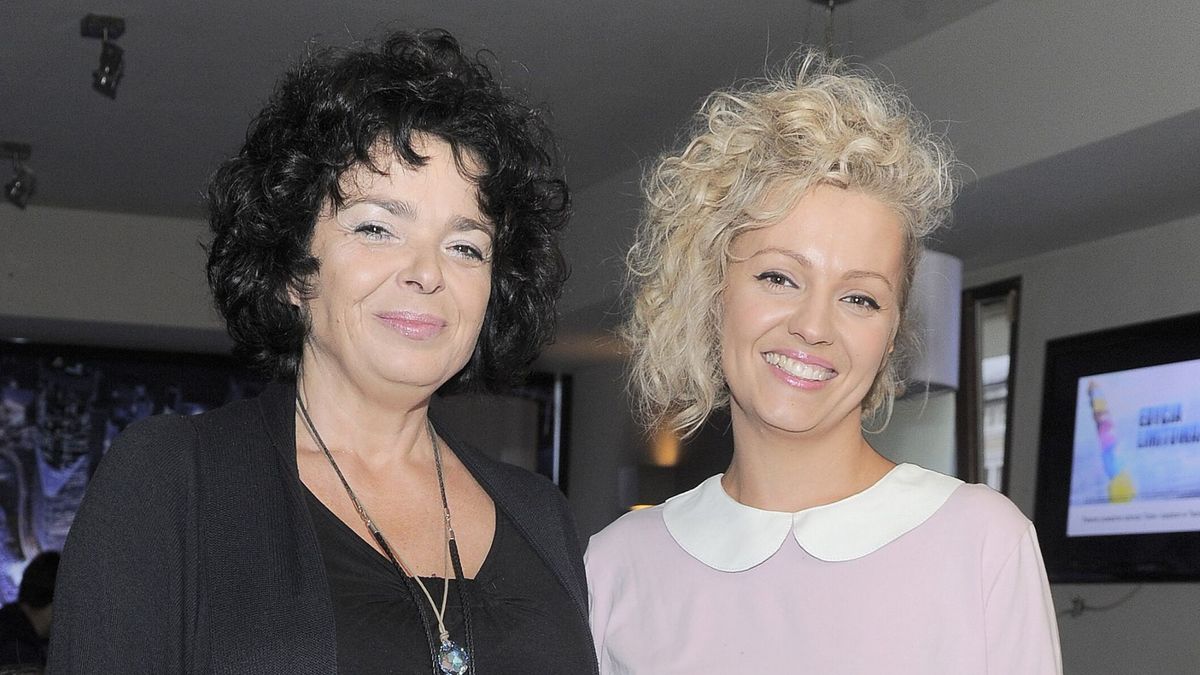 Katarzyna Grochola, Dorota Szelągowska