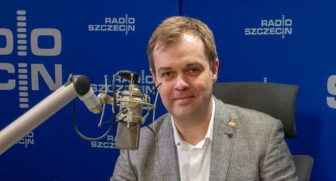 Naczelny Radia Szczecin krytykuje badania słuchalności. Kantar odpowiada na zarzuty
