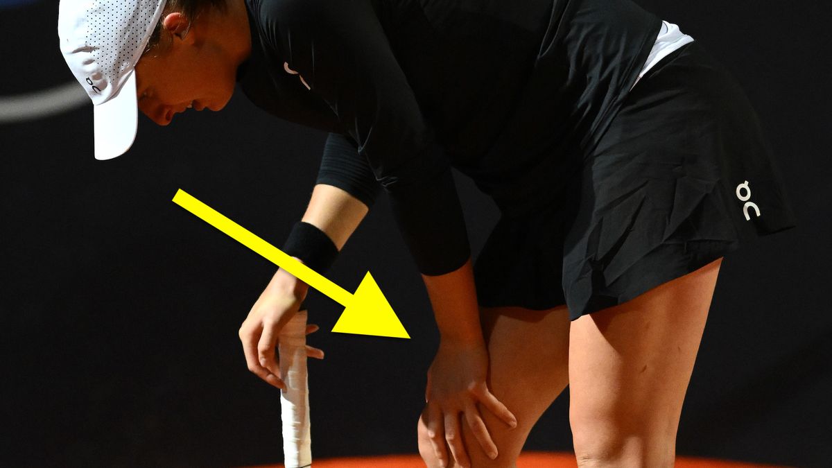Getty Images / Justin Setterfield / Iga Świątek przegrała z kontuzją podczas meczu ćwierćfinałowego WTA Rzym.
