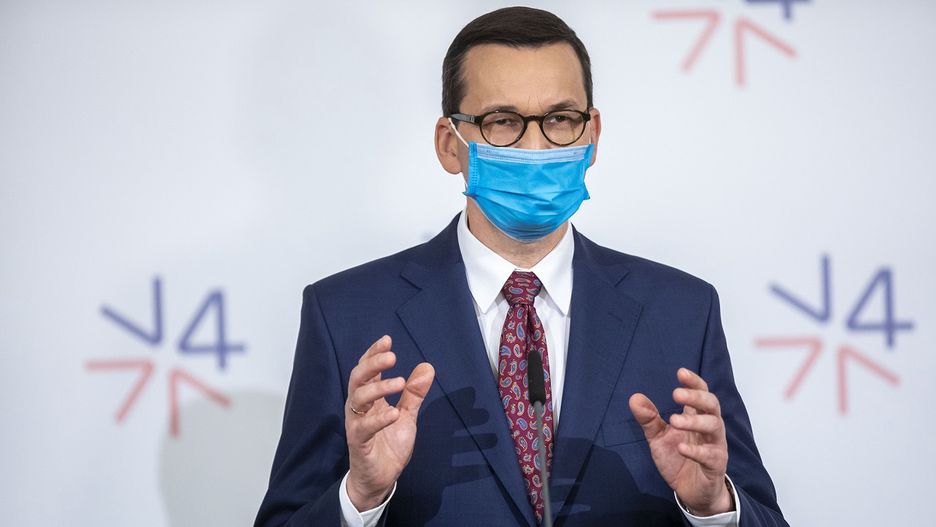 Paszporty covidowe. Premier Mateusz Morawiecki o stanowisku Polski