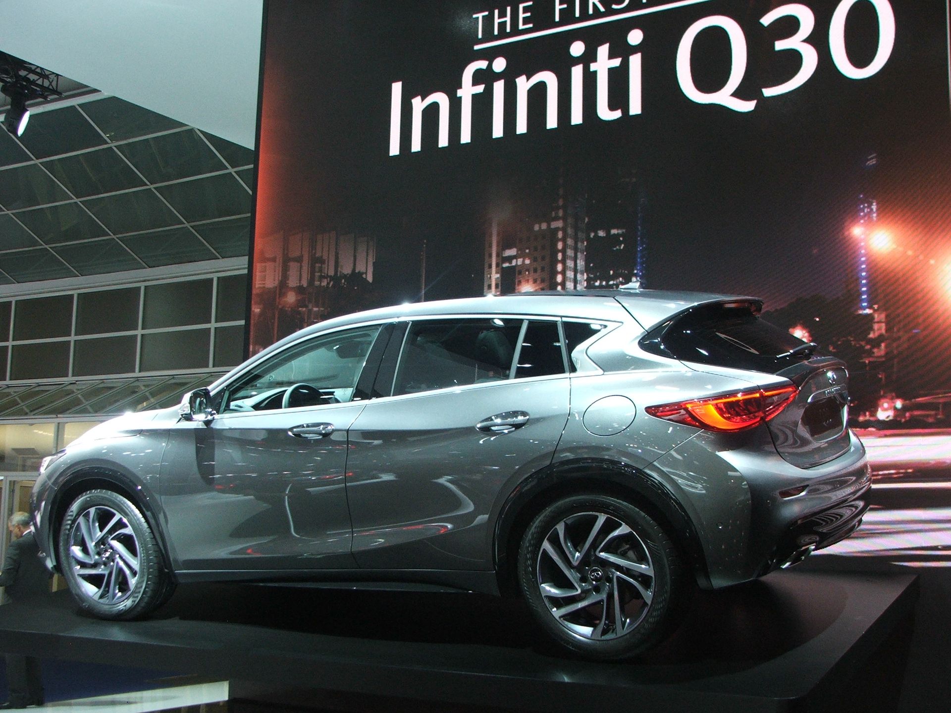 Q30