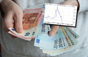 Kurs nagle wystrzelił. Euro najdroższe od niemal trzech lat