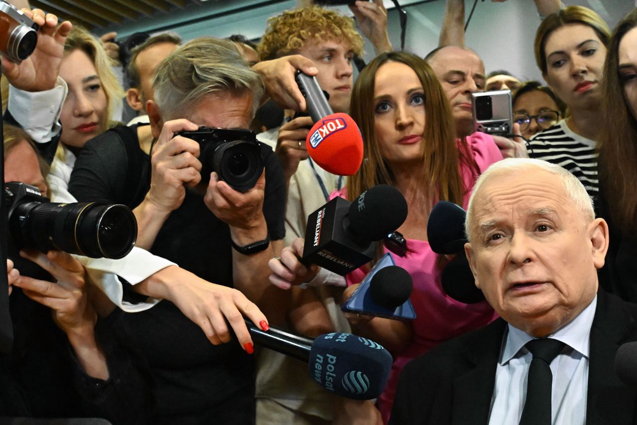 Jarosław Kaczyński źle znosi pytania nie od "swoich" dziennikarzy. Odgraża się, że wszystko będzie im zapamiętane