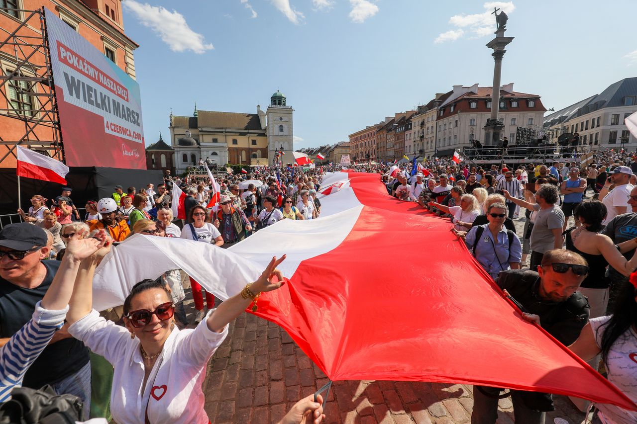 Polityk PiS-u zapytany o marsz. Mówi inaczej niż pozostali